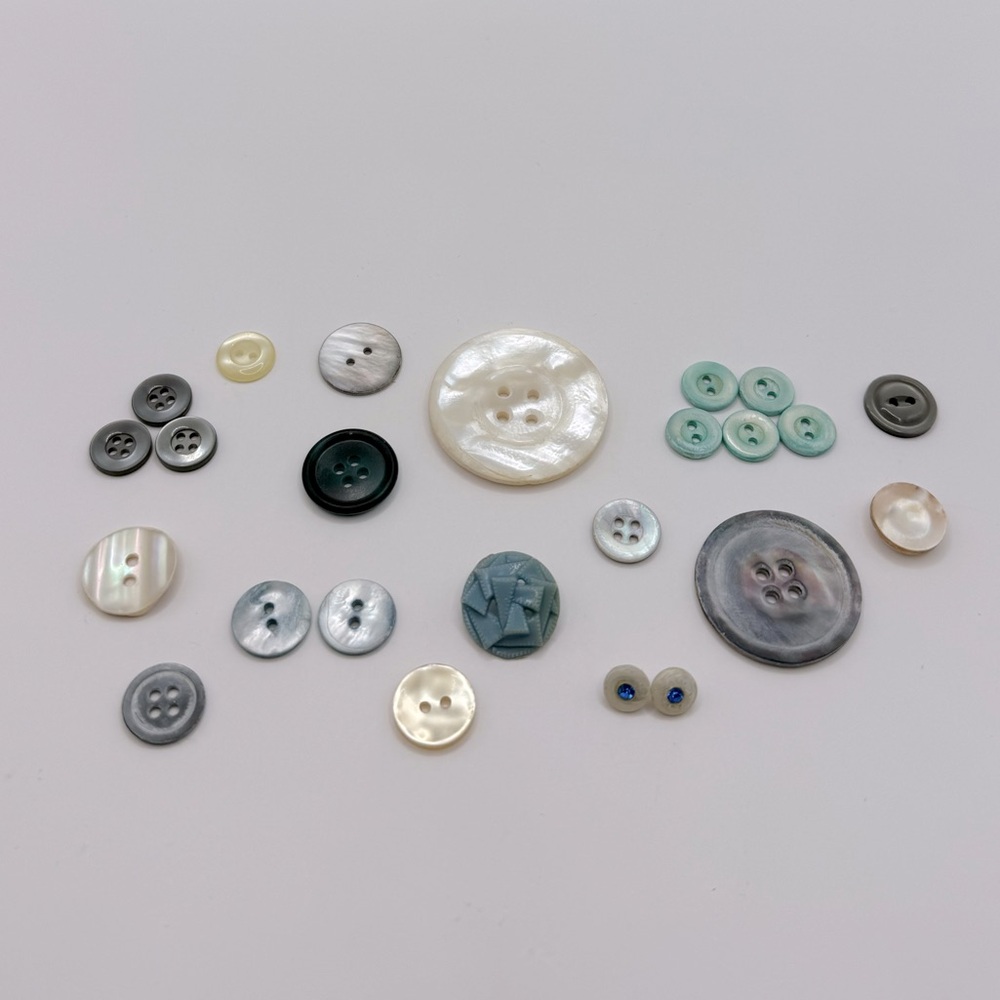 VINTAGE Crystal Plastic & MOP Buttons - Lot of 24